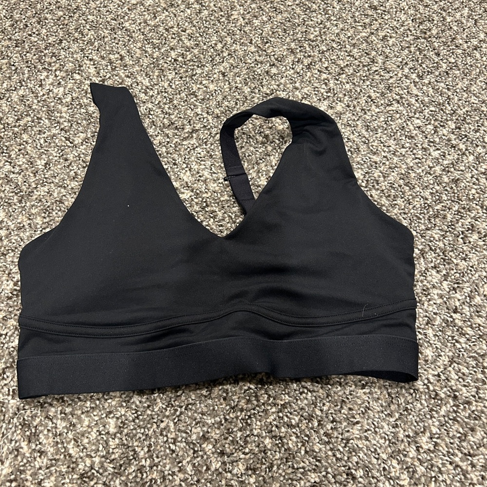 Fabletics sports Bra
